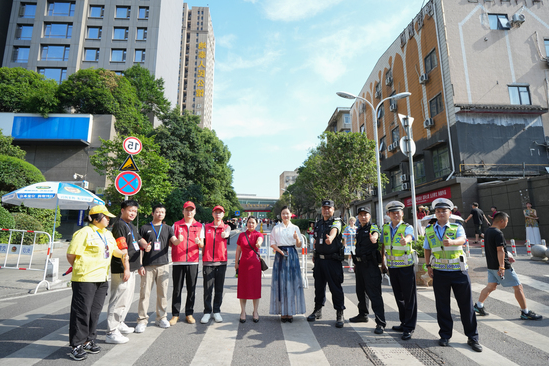 科研设计院团委开展高考护航志愿服务活动.jpg